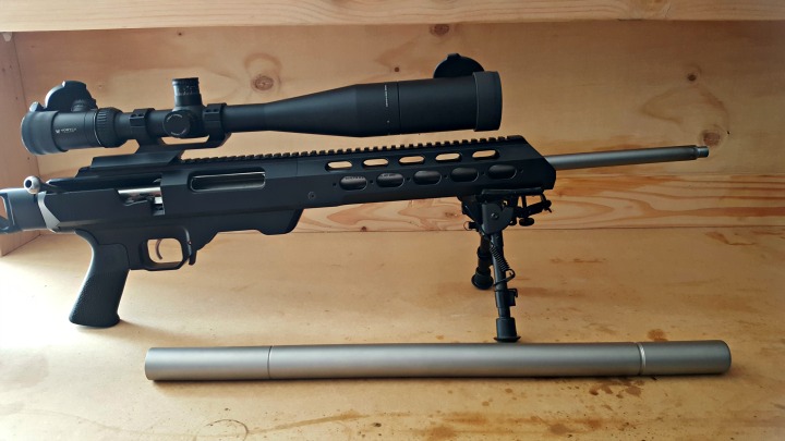 Thanks to Vortex I had an offset mount on hand. Note the height off the barrel.